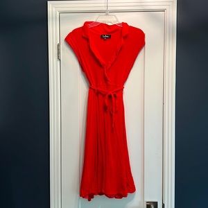 Lulu’s Belted Midi Dress